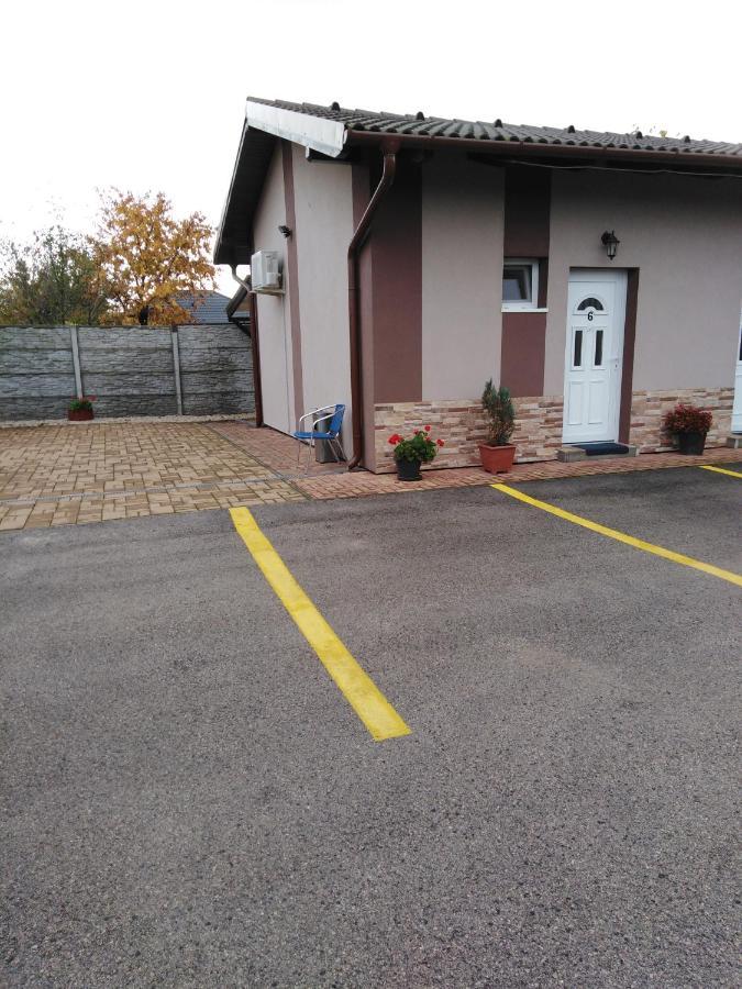 Apartmán Boglarka Vendeghaz Mosonmagyaróvár Exteriér fotografie