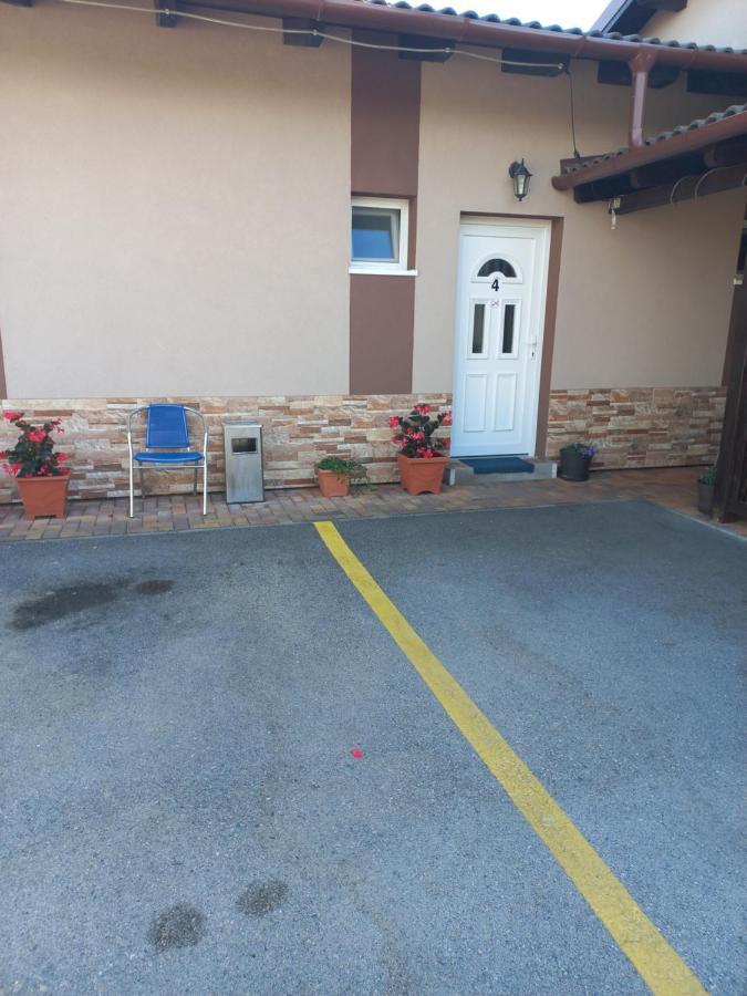 Apartmán Boglarka Vendeghaz Mosonmagyaróvár Exteriér fotografie