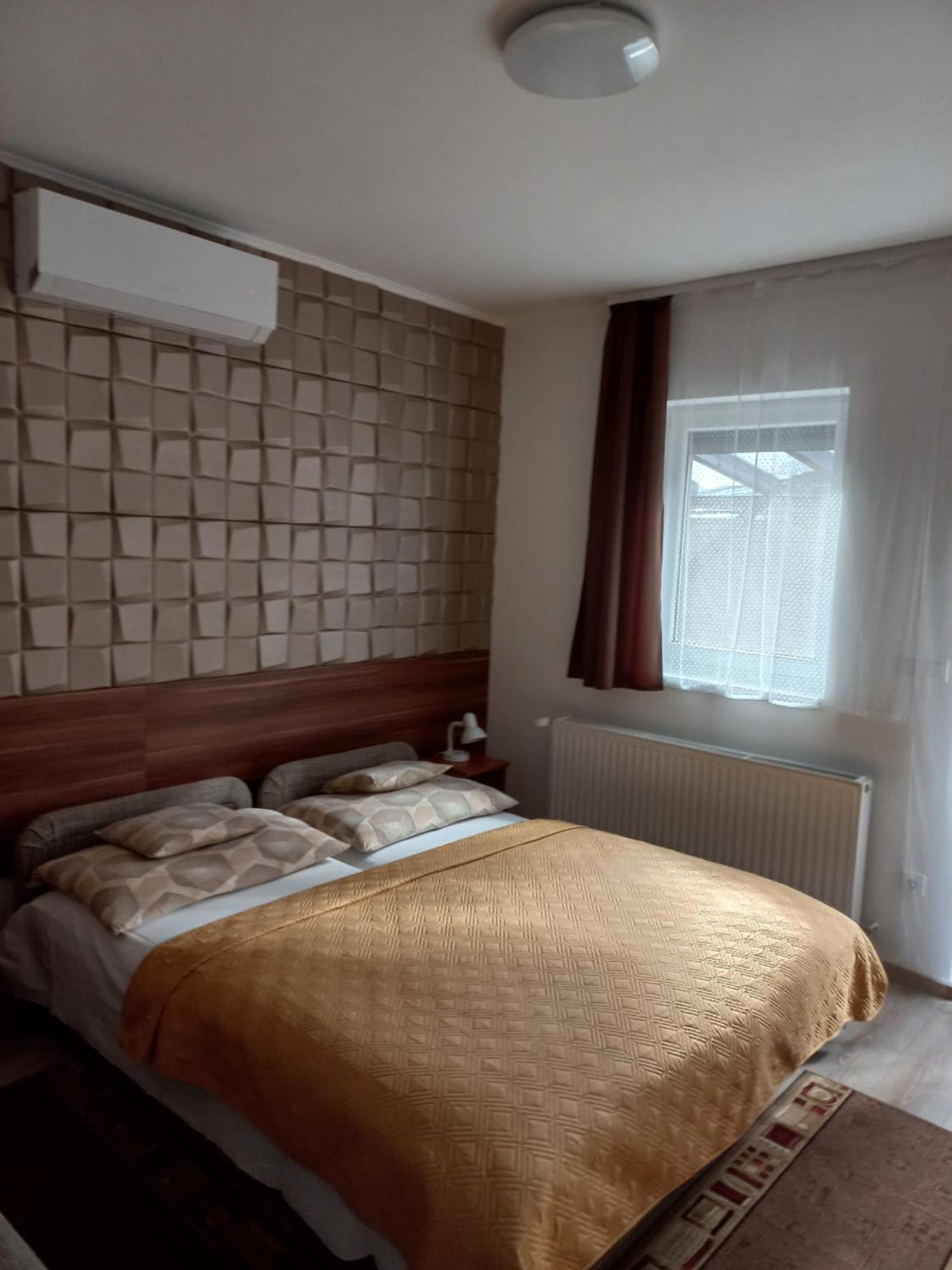 Apartmán Boglarka Vendeghaz Mosonmagyaróvár Pokoj fotografie